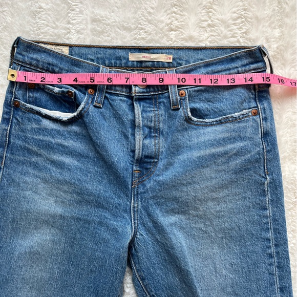 Levi's Wedgie High Rise Cropped Straight Jeans sz 28 - Picture 10 of 10